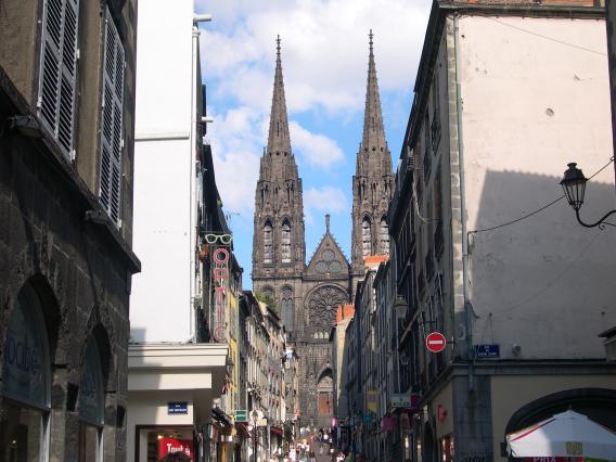  les flèches de la cathédrale